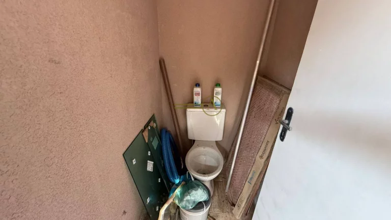 Imagem Oportunidade casa térrea apenas 100 metros da praia, totalmente reformada