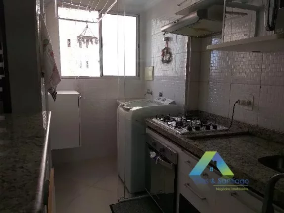 Imagem Lindo Apartamento com 2 dormitórios, 1 vaga excelente localização com facil acesso a comércios e principais avenidas