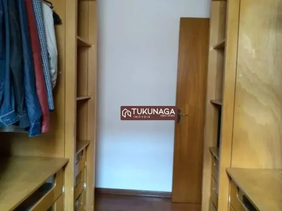Imagem Casa com 3 dormitórios à venda, 305 m² por R$ 1.500.000,00 - Vila Augusta - Guarulhos/SP