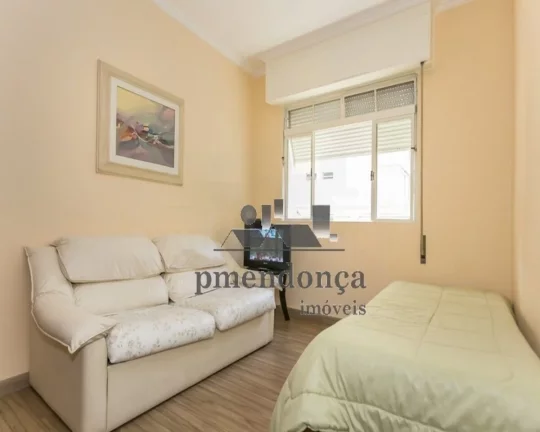 Imagem Apartamento com amplo living para 2 ambientes, aconchegante, bem arejado, lavabo, área de serviço ...