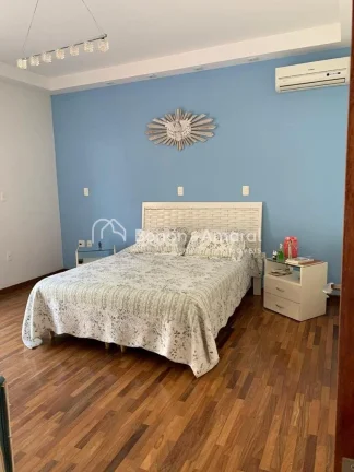 Imagem Casa à venda em um dos melhores condomínios de Valinhos, Village Visconde de Itamaracá, com um pr...