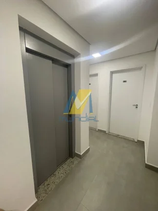 Imagem Apartamento com Sacada, Suíte e Elevador em Torre Única, Novo