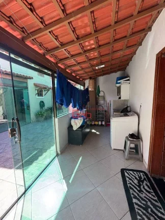 Imagem Casa com 4 dormitórios à venda, 216 m² por R$ 550.000,00 - Campo Redondo - São Pedro da Aldeia/RJ