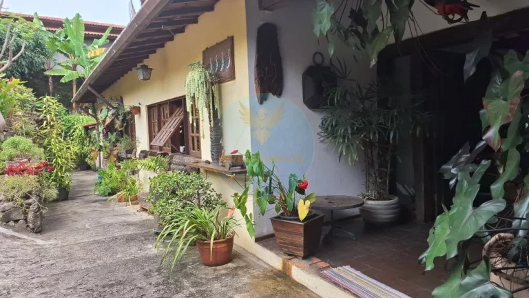 Imagem Casa em Condomínio a Venda no bairro Granja Viana - Carapicuíba, SP