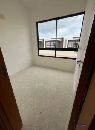Imagem VENDO CASA DE 3/4 NO CONDOMINIO - SIM