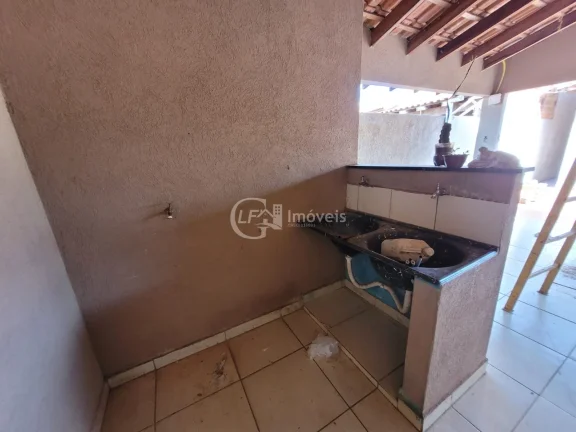 Imagem Casa à venda em Campo Grande-MS: 2 quartos, 1 sala, 1 banheiro, 1 vaga de garagem, 140m² no Jardim Aero Rancho!