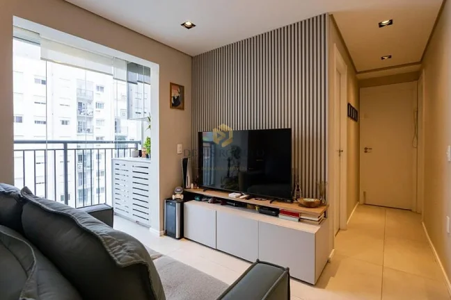 Imagem Apartamento com 2 quartos, 1 Suite - 50mt - Lapa, MOBILIADO