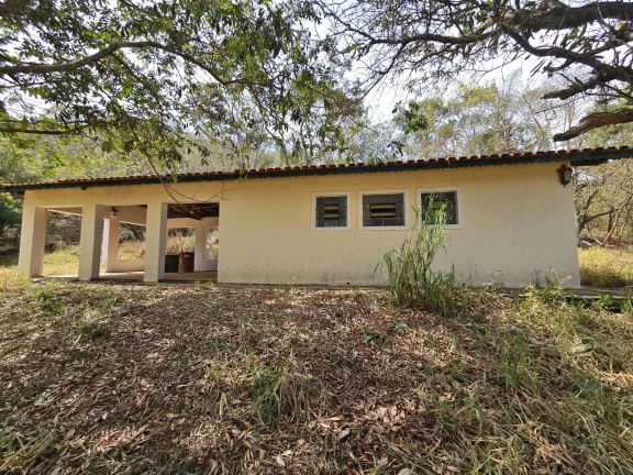Imagem Chácara à venda com 2 quartos em Estância Santa Maria do Laranjal, Atibaia - SP
