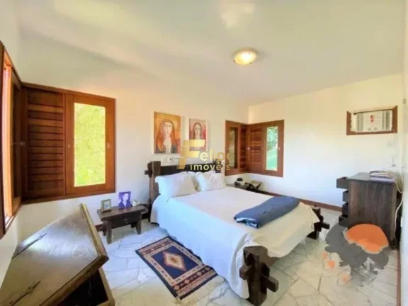 Imagem Vende Casa Duplex em Condomínio de Luxo em Guarapari, situado no condomínio mais exclusivo do Estado!!