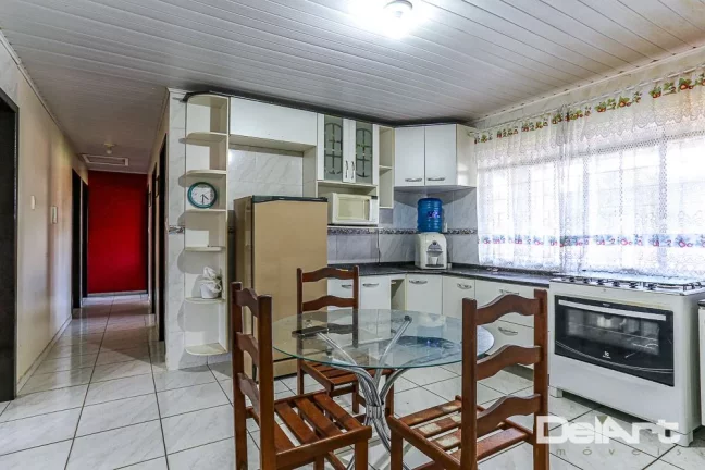 Imagem Excelente casa térrea com uma generosa metragem de R$ 160,00m2 aproximadamente - em alvenaria, localizada a próxima também a panificadoras, mercados,