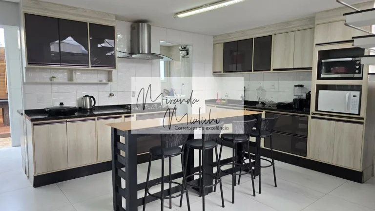Imagem Casa Geminada Duplex à Venda no Jardim do Rio Vermelho | 3 Suítes | Espaço Gourmet