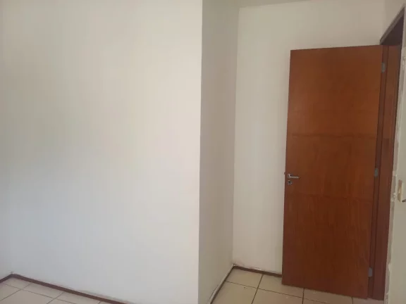 Imagem Apartamento para Venda em Rio de Janeiro, Praça Seca, 2 dormitórios, 1 banheiro, 1 vaga