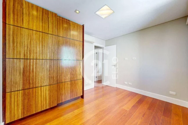 Imagem Itaim, 3 quartos, 120m², rua tranquila