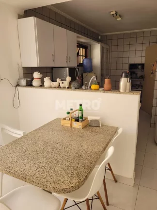 Imagem Venda, Casa, Bairro Parque Bandeirantes, São 4 quartos sendo 3 suítes, 3 salas,