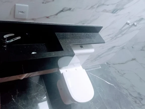 Imagem Casa em Condomínio à Venda em Sorocaba-SP, Jardim Novo Horizonte: 3 Quartos, 1 Suíte, 3 Salas, 3 Banheiros, 2 Vagas, 105m² de Área