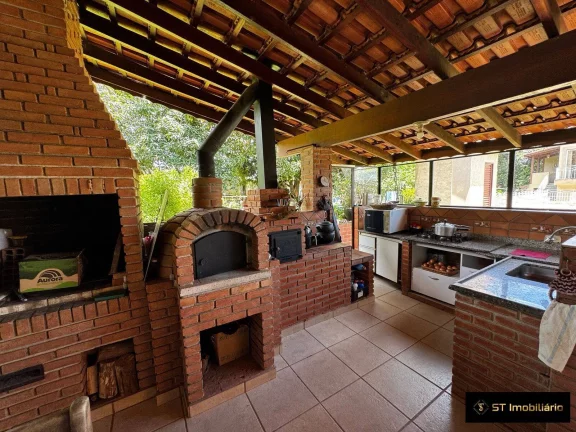 Imagem Chácara Plana à venda em Mairiporã/SP com 3.180m² - Completa em Lazer!