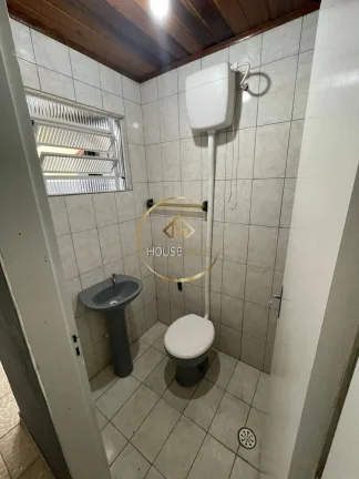Imagem Casa Sobrado, 3 dormitórios ( 1 suíte), 2 vagas, 316m², Jardim Veneza, Sjc.