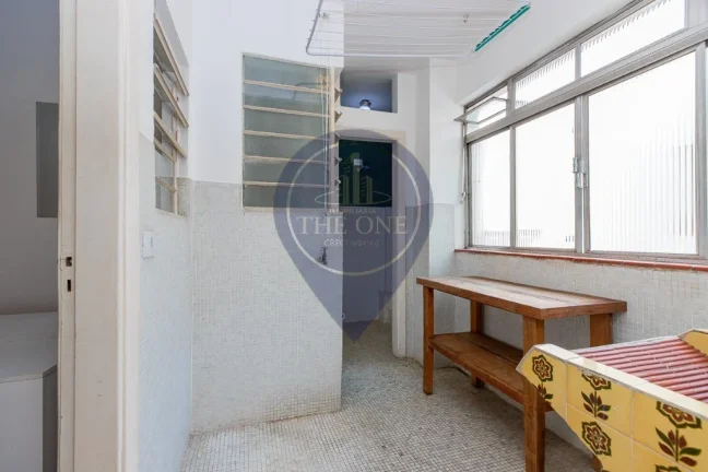 Imagem Apartamento à venda em Cerqueira César, São Paulo-SP: 3 quartos, 2 salas, 2 banheiros, 1 vaga, 100m². Venha conferir!