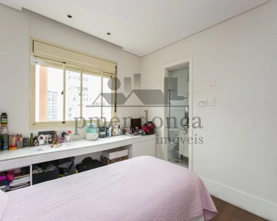 Imagem Apartamento em andar alto com vista espetacular para o Parque da Água Branca.