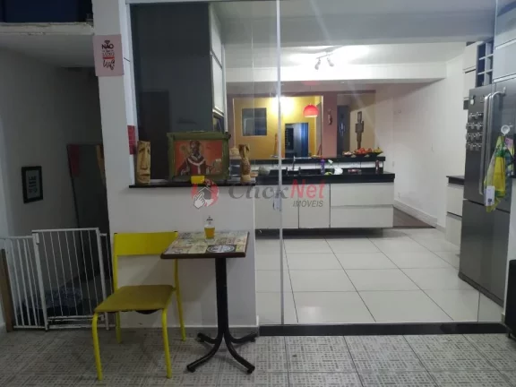 Imagem Sobrado Mobiliado 3 dormitórios Suíte master,varanda , área gourmet ,2 vagas, bairro Jardim Las Vegas ,Santo André