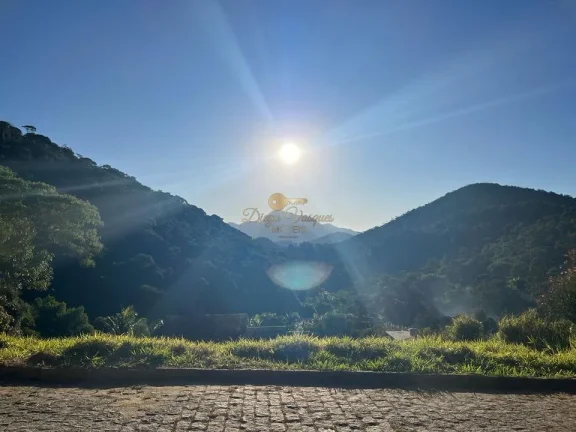 Imagem Terreno para Venda em Teresópolis / RJ no bairro Albuquerque