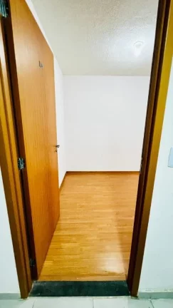 Imagem Apartamento com 2 dormitórios à venda, 41 m² por R$ 160.000,00 - Chácara Holiday - Itaquaquecetuba/SP