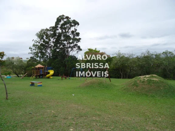 Imagem Excelente terreno com ótima topografia de esquina à venda com 3.000 m2 no Condomínio Village Castelo em Itu SP ao lado da Rod Castelo Branco