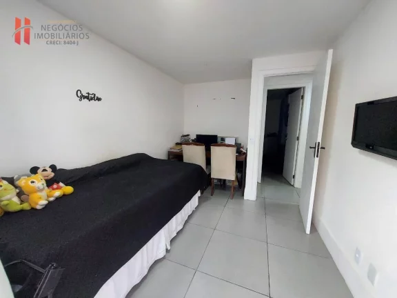 Imagem Casa Tríplex com 3 dormitórios à venda, 101 m² por R$ 450.000 - Jardim Vinte e Cinco de Agosto - Duque de Caxias/RJ