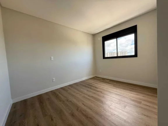 Imagem Apartamento com 3 suítes e 3 vagas de garagem em Itajaí