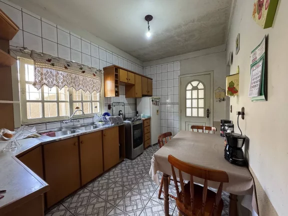 Imagem Casa 160m2, 3 quartos sendo 1 suíte, Rua Hergasto Crespo, Sapucaia do Sul