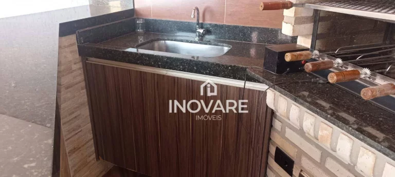 Imagem Casa com 3 dormitórios à venda, 260 m² por R$ 700.000 - Jardim Morumbi - Itumbiara/GO
