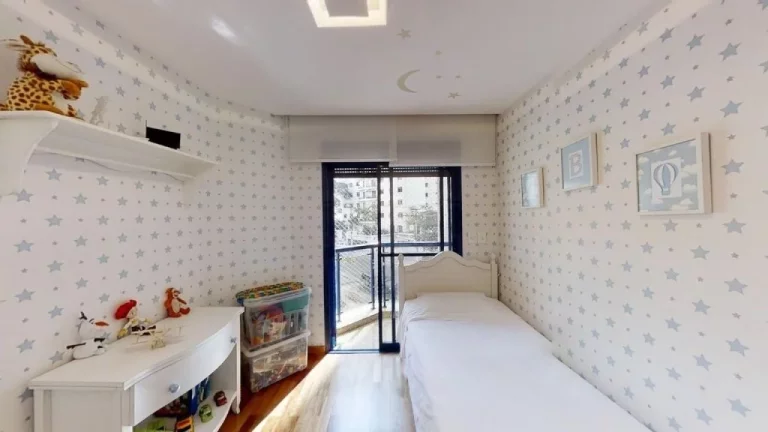 Imagem Apartamento a  venda na Vila Madalena com 03 quartos (1 suíte) e 2 vagas, 96m2.