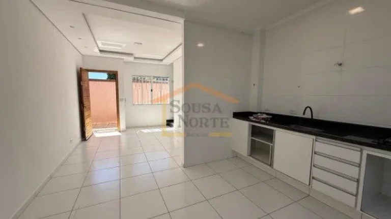 Imagem Casa em condomínio com 55 m², composta por 2 suítes (uma com varanda, as duas suítes ainda vão ...