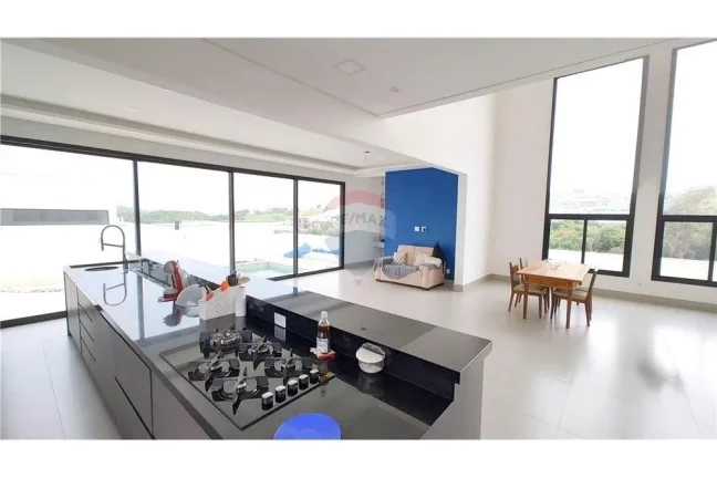 Imagem Casa a venda com 3 suítes, office independente e 3 vagas no condomínio Reserva Saint Paul em Itu.