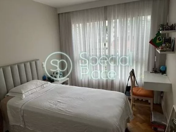 Imagem Ótimo apartamento no Jd America. São 123m2, 3 dormitórios ( 1 suíte) e 2 vagas na garagem. Apart...
