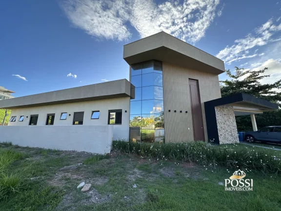 Imagem Casa Linear com 4 Suítes e Amplo Quintal no Condomínio Riviera Park