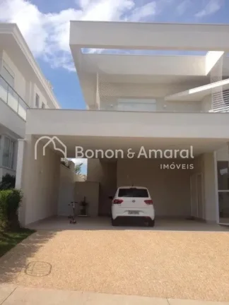 Imagem Descubra essa espaçosa residência de 374 m², cuidadosamente projetada para oferecer conforto e es...