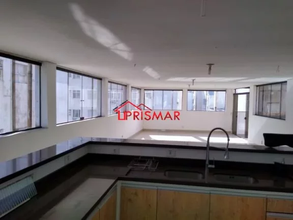 Imagem Vendo Linda Cobertura Duplex Ponta da Praia