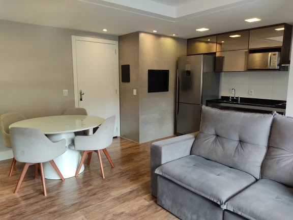Imagem Apartamento de 3 Dormitórios 1 suite com box, no Bairro Tristeza