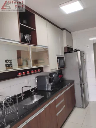 Imagem Imperdível: Apartamento à venda em Praia Grande-SP, Guilhermina, 2 quartos, 1 suíte, 1 vaga, 78m². Confira já!