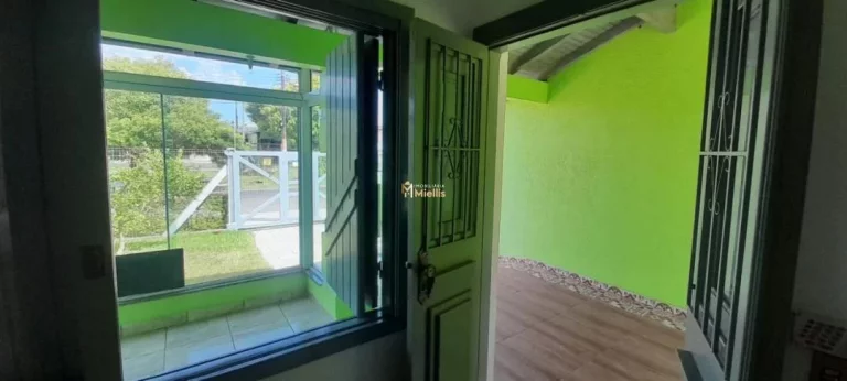 Imagem Casa com 4 Dormitorio(s) localizado(a) no bairro Tramandaí em Tramandaí / Rio Grande do Sul Ref.:57580580
