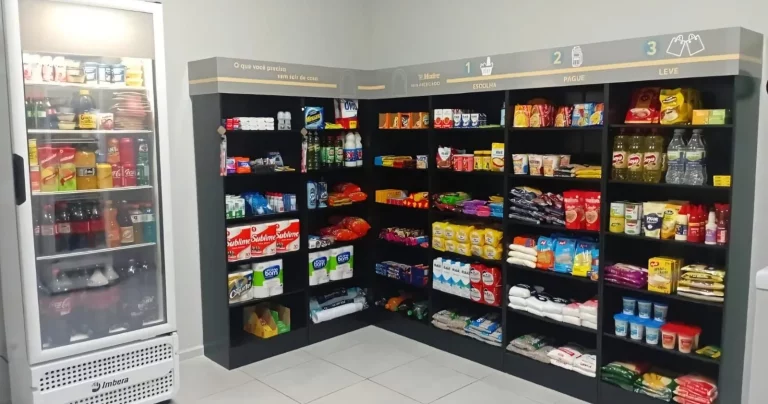 Imagem Apartamento com 2 dormitórios para alugar, 40 m² por R$ 1.450,00/mês - Morada do Fênix - São José dos Campos/SP