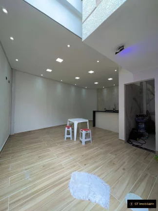 Imagem Casa com 3 dormitórios dentro de Condomínio em Atibaia - Jardim do Lago
