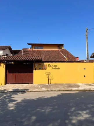 Imagem Sobrado com 4 dormitórios à venda, 193 m² por R$ 649.000 - Estufa I - Ubatuba/São Paulo
