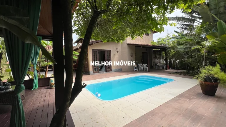 Imagem Casa a venda no Condomínio Ariribá com 600m² em Balneário Camboriú