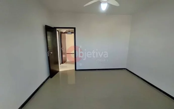Imagem Cobertura com 3 dormitórios para locação fixa no Centro de Cabo Frio/RJ