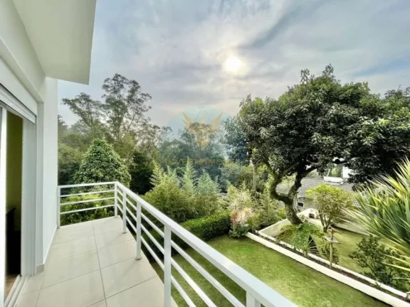 Imagem Casa Alto Padrão a Venda no bairro Granja Viana - Cotia, SP