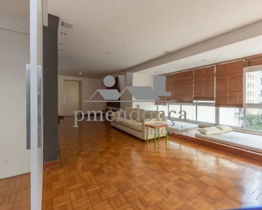 Imagem Apartamento 3 quartos, 1 suite, 1 vaga, 237 m2