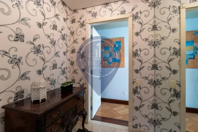Imagem Apartamento de Luxo à Venda em Indianópolis, São Paulo - 3 Quartos, 3 Suítes, 2 Salas e 195m² de Pura Sofisticação!