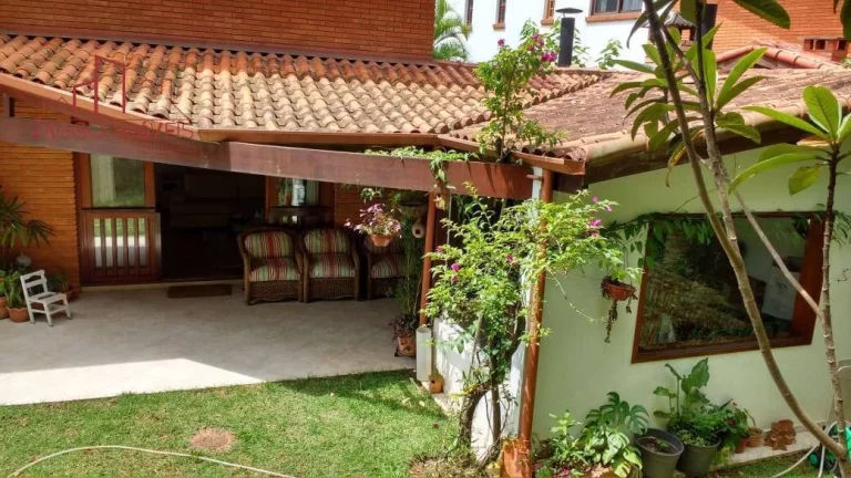 Imagem Casa em Condomínio Fechado - 310m² - 5 dormitórios